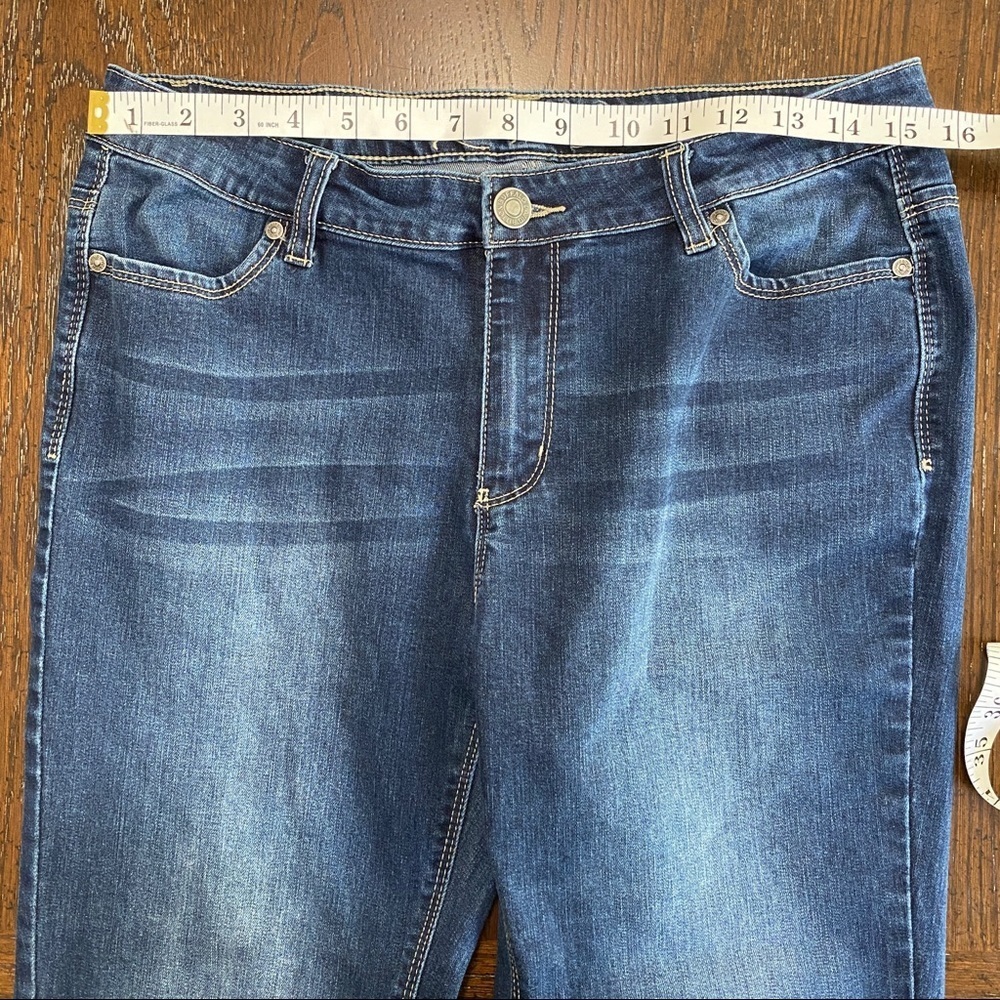 Buffalo David Bitton Misha Mid to Hi Rise Straight Leg Stretch 10x30 Dark Wash - Picture 9 of 11